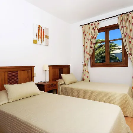 Resed Los Claveles - Red Mountain Vila *